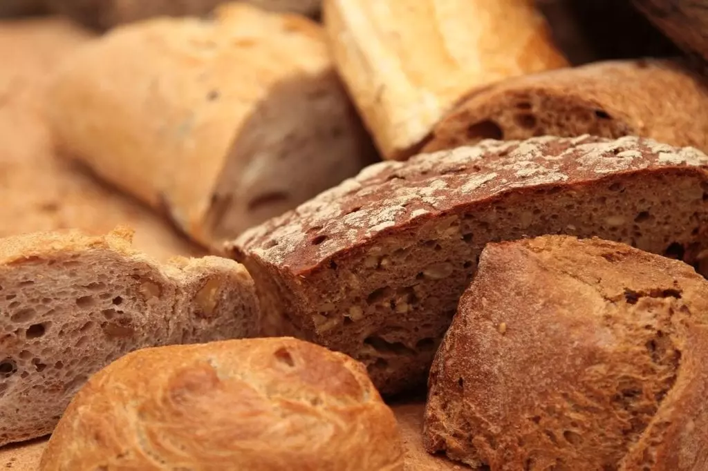 5 Best Baking Stones For Perfect Bread Baking Kneads LLC