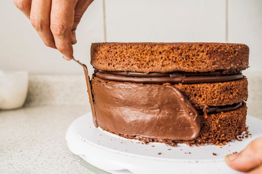 How Long Should a Cake Cool Before Frosting? - Baking Kneads, LLC