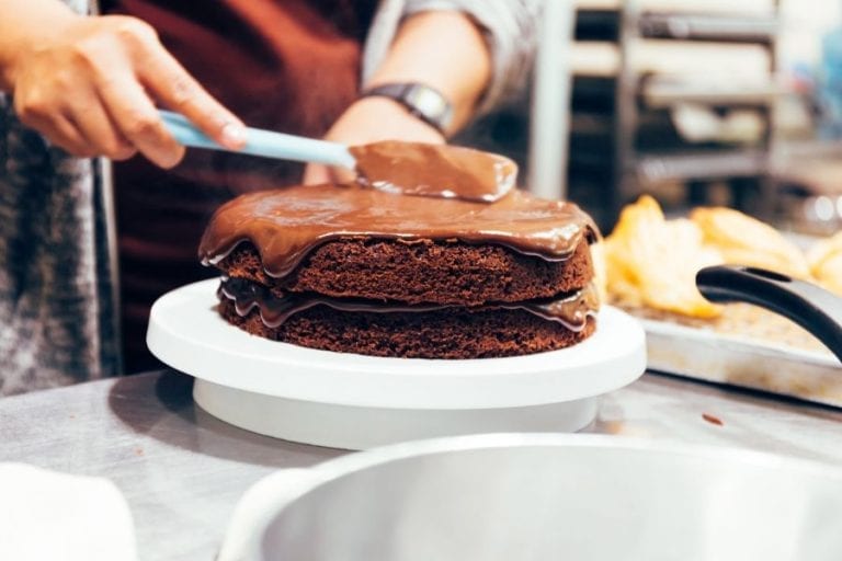 Frosting a Cake