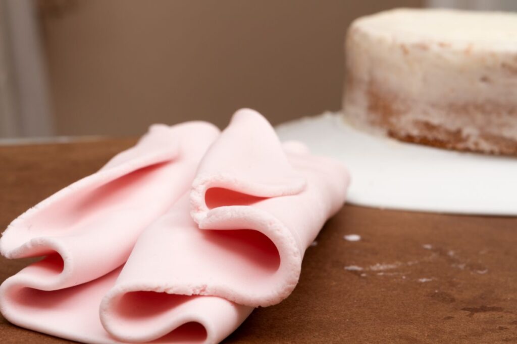 How to Soften or Harden Fondant (To Get It Just Right) Baking Kneads, LLC