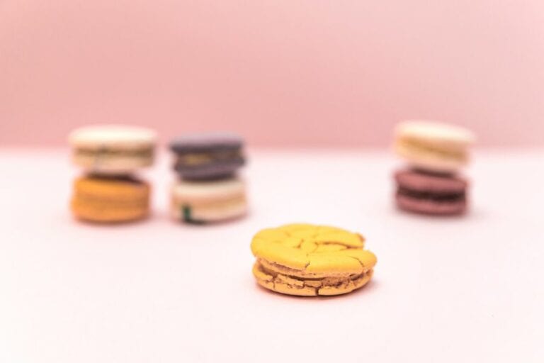 Broken Macaron