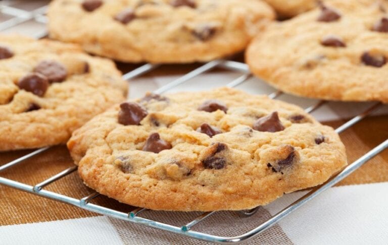 Thin Chocolate Chip Cookies