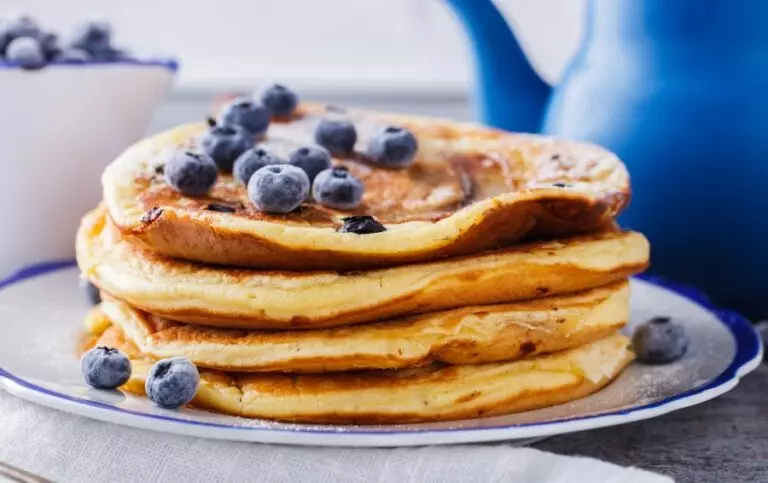 Pancakes With Blueberries and Honey