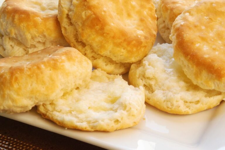 Homemade Baked Buttermilk Biscuits