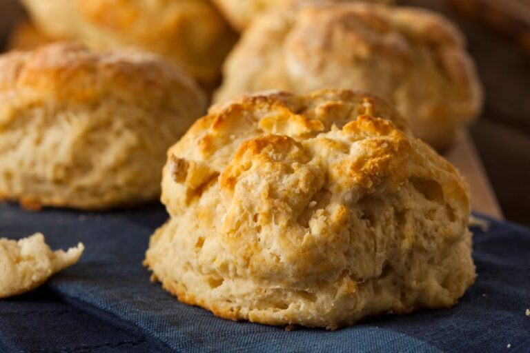 Homemade Flaky Buttermilk Biscuits