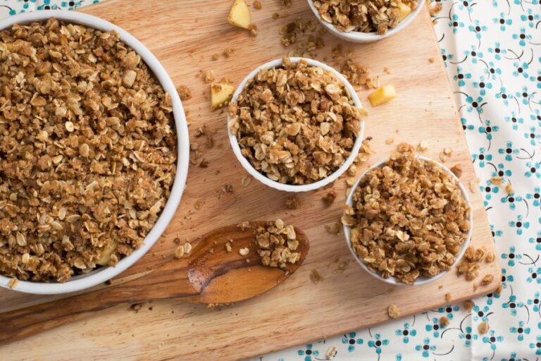 Making Apple Crisp