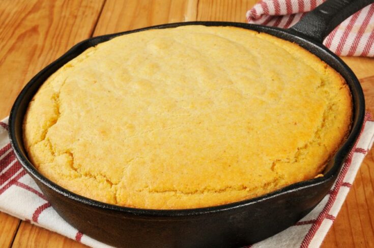 Does Cornbread Need to Be Refrigerated? (And How Long Will It Last
