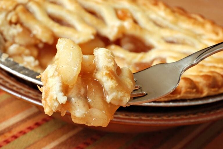 Forkful of Apple Pie Filling From a Fresh Apple Pie