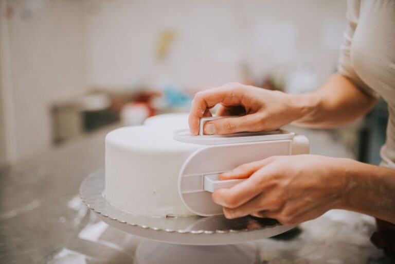 Putting Fondant on a Cake