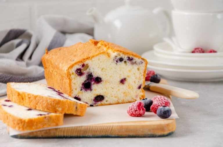 A Fluffy Fruit Cake