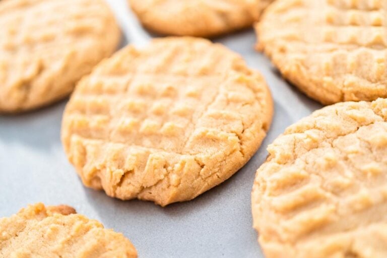 Fresh Baked Peanut Butter Cookies