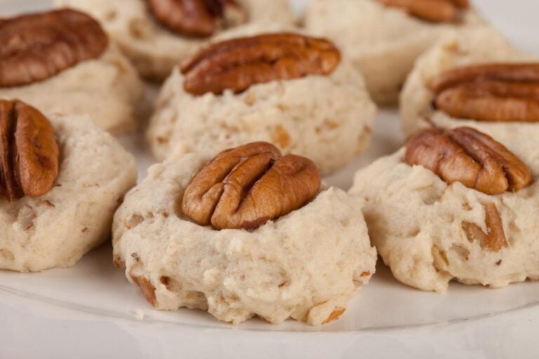 Butter pecan cookies